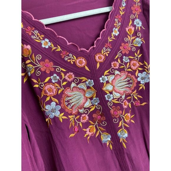 Soft Surroundings Floral embroidered Top Womens size Medium Purple Boho Vacation - Picture 3 of 12